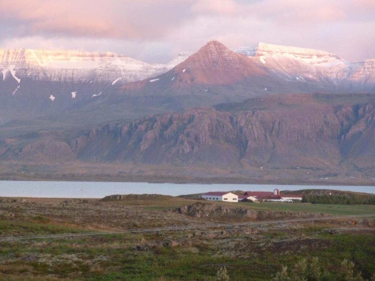 Laekjarkot Rooms And Cottages With Kitchen Боргарнес Екстериор снимка